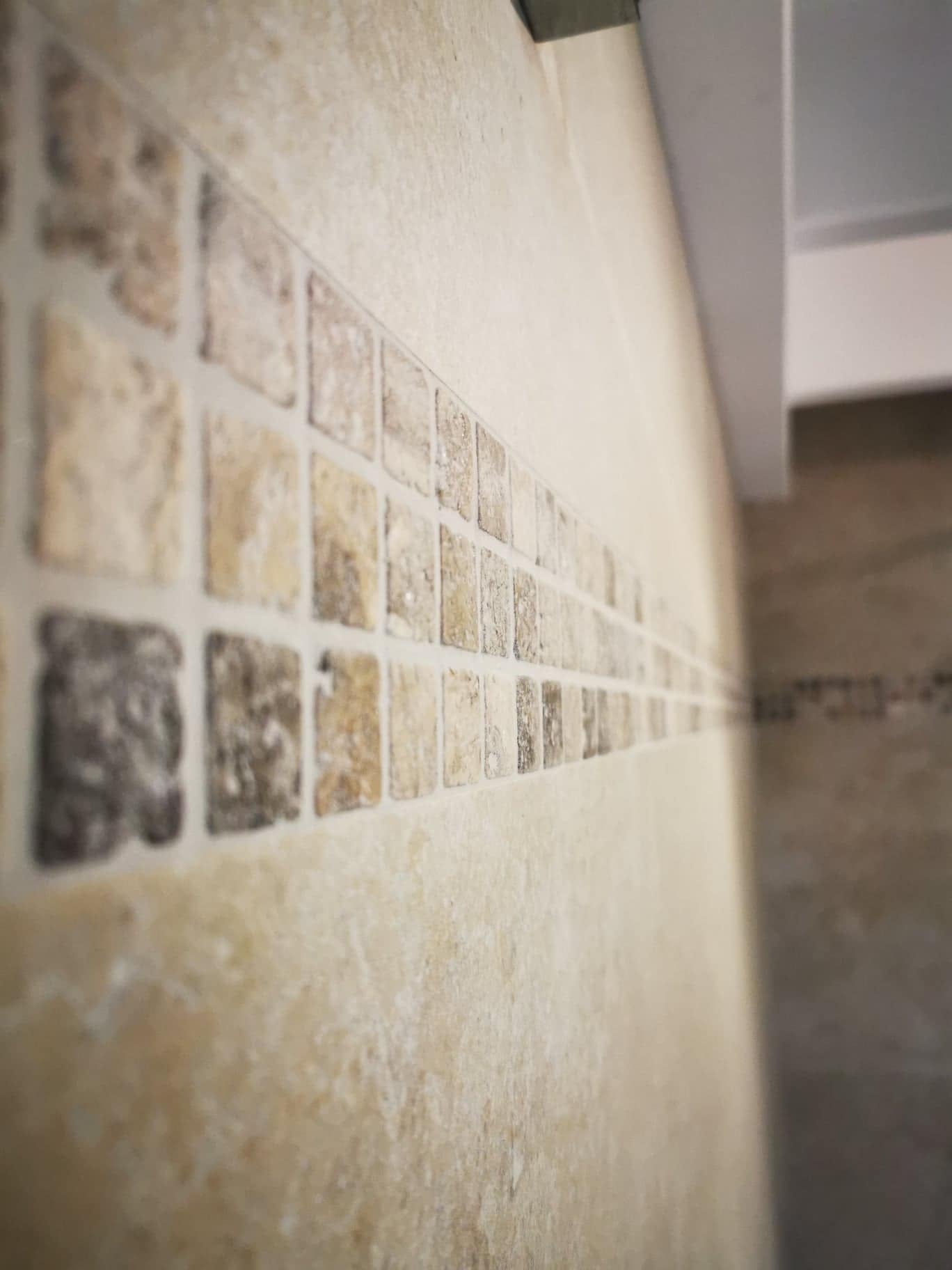 Douche italienne PMR accessible plain-pied - Rénovation Namur