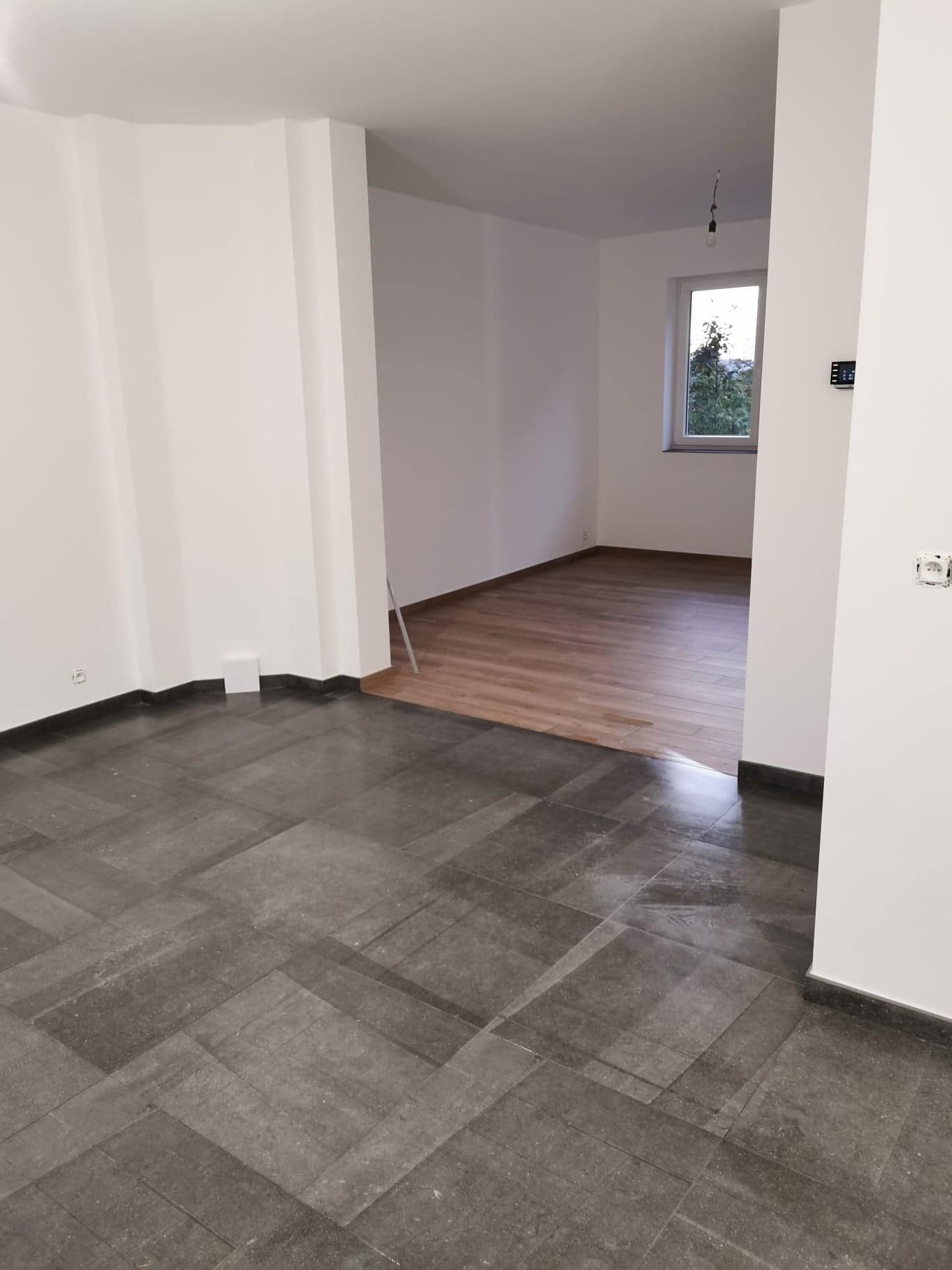 Carrelage sol imitation pierre travertin - Carreleur Liège